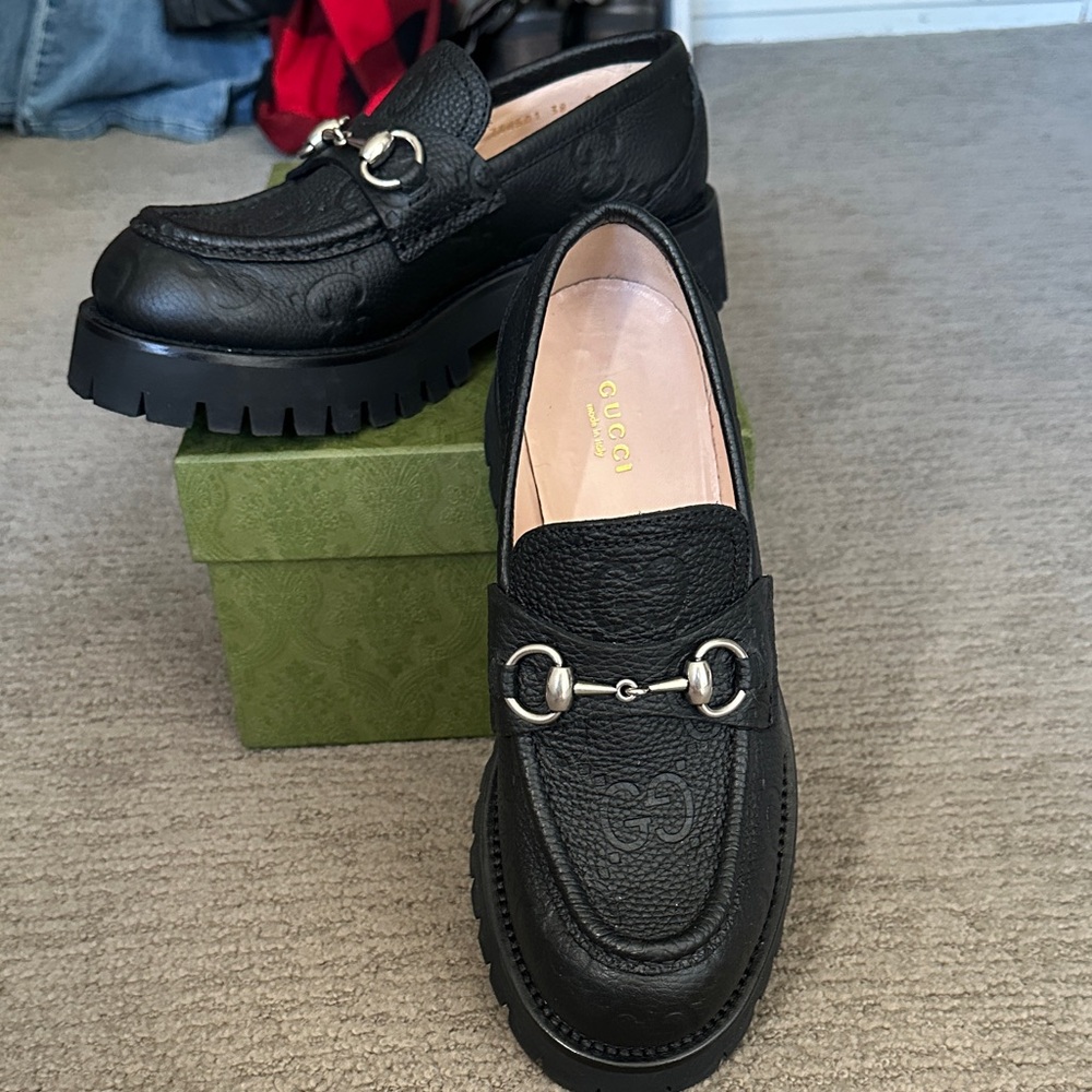 Gucci Women's Black Leather Loafers with Silver Hardware 38